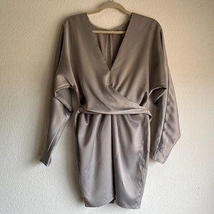 Crack the dress code V-neck  Kimono sleeves Wrap front Tie waist detail